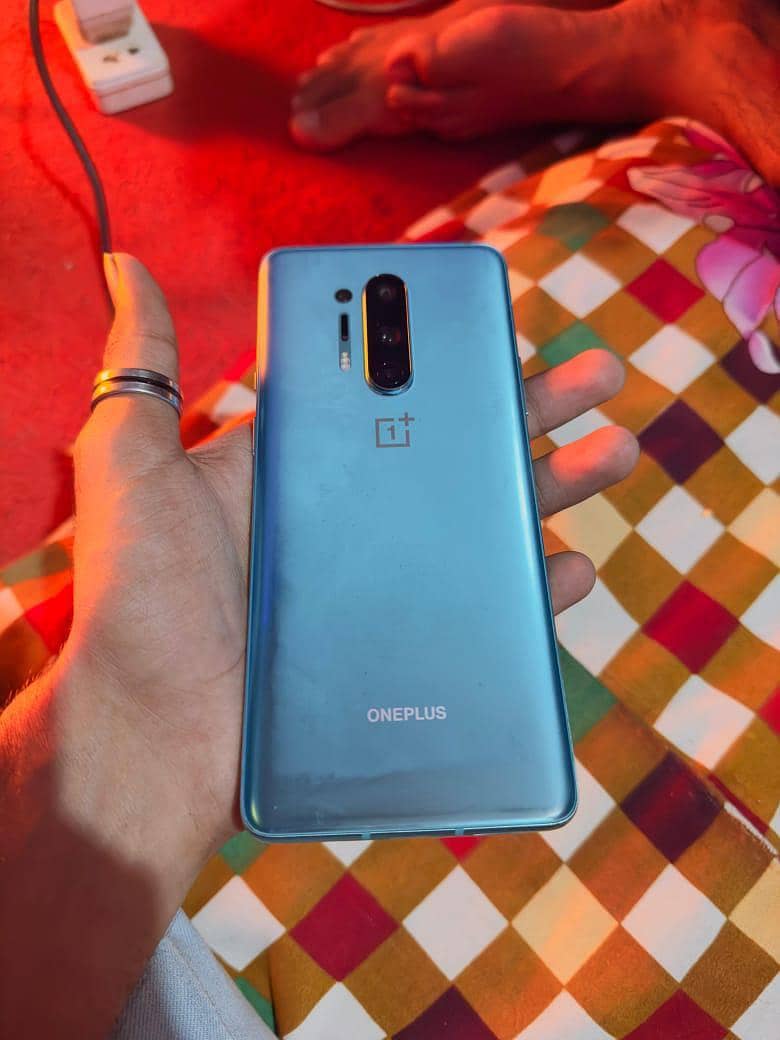 One Plus 8 Pro 0