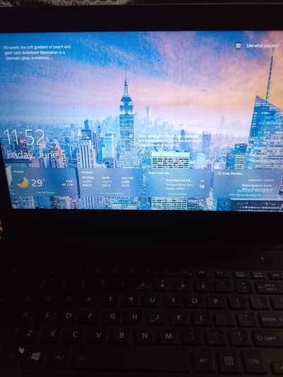 Toshiba Tecra Dynabook i5 7th generation 8gb rem ddr4 SSD  drive128 gb