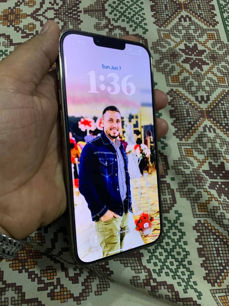 Apple iPhone 13 Pro Max 5