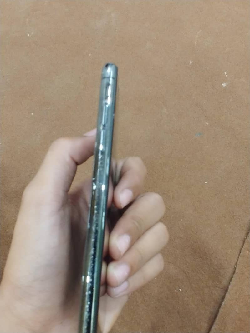 Apple iPhone X 1