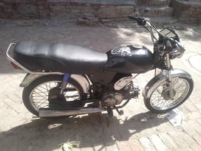 Suzuki 110  model 2013 karachi Number