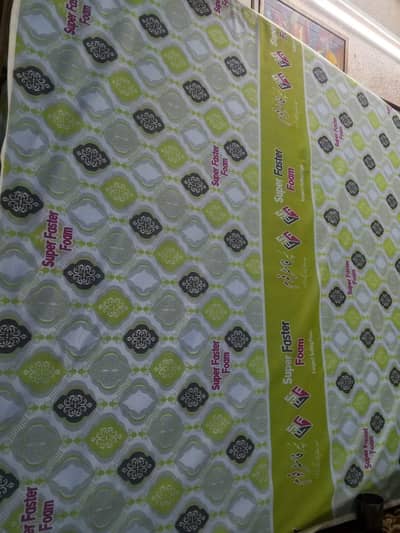 king size bed 4/5 month used  with mattress