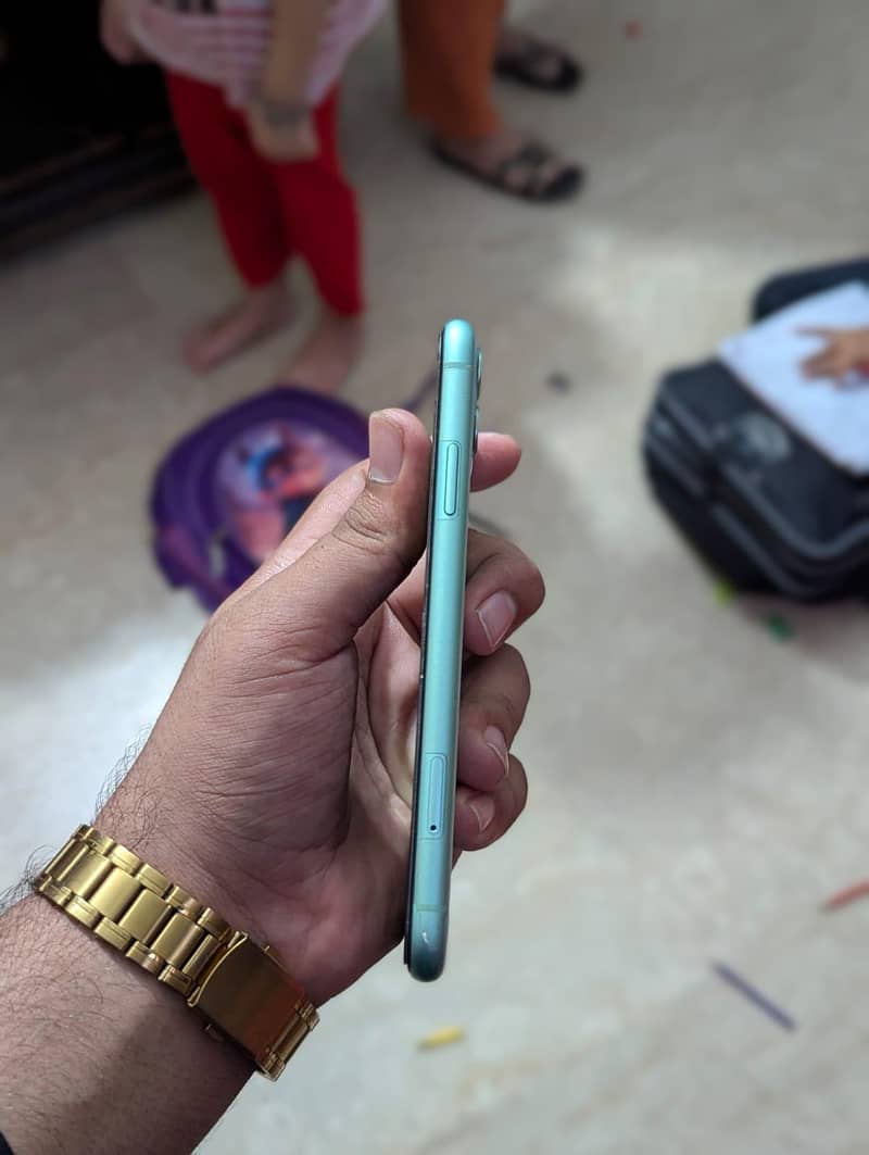 Apple iPhone 11 1