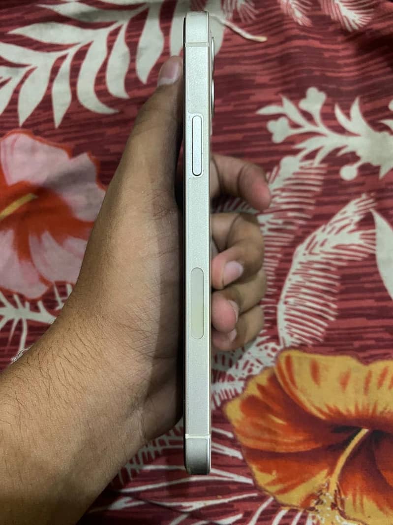 Apple iPhone 12 2