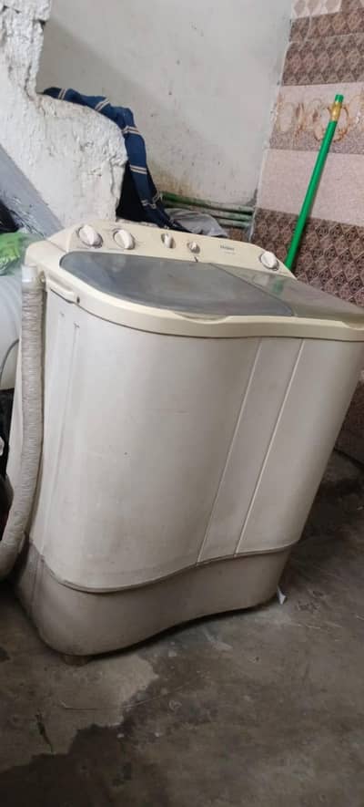 Haier semi automatic washing machine for sale urgent bilkul thek h