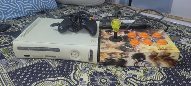 Xbox 360 console with GTA v game