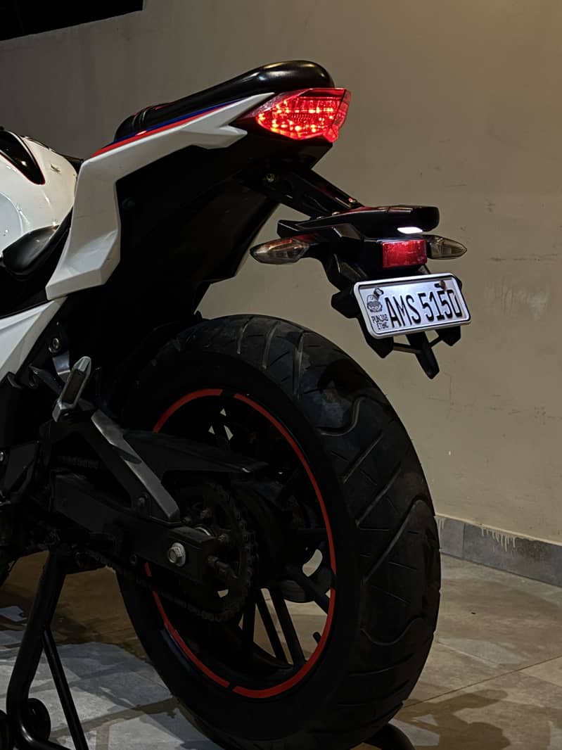 Bmw s1000rr replica - Sports & Heavy Bikes - 1115329763