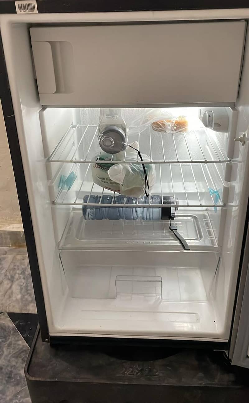 Dawlance fridge 1