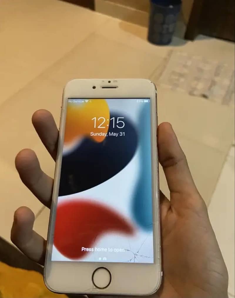 Apple iPhone 6S 1