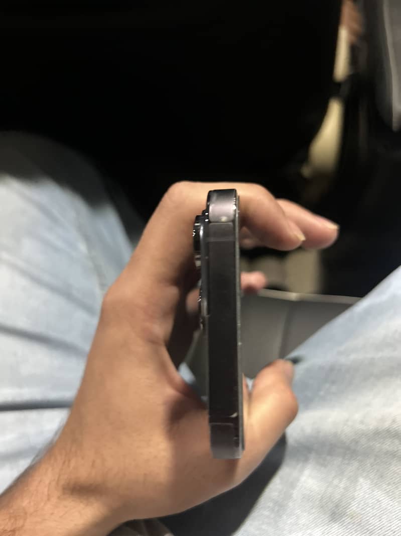 Apple iPhone 14 Pro 3