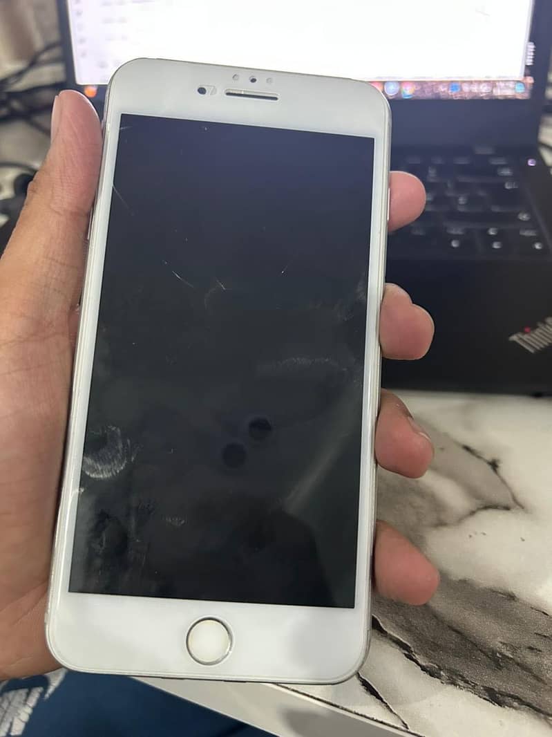 Apple iPhone 7 Plus 4