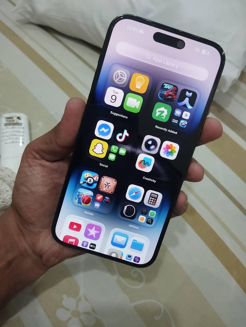 Apple iPhone 14 Pro Max 2