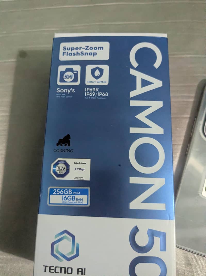 Tecno comen 50 0