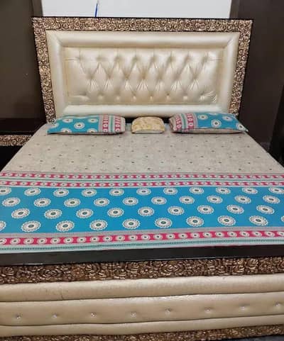 King Size Bed with 6 inch Diamond Supreme Metress
