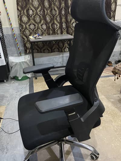 Ergonomic Mesh Office Chair with Headrest & Adjustable Armrests – Like