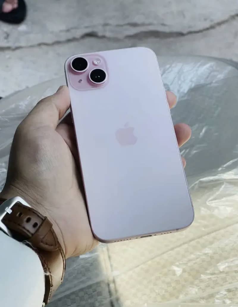 Apple iPhone 15 plus 6