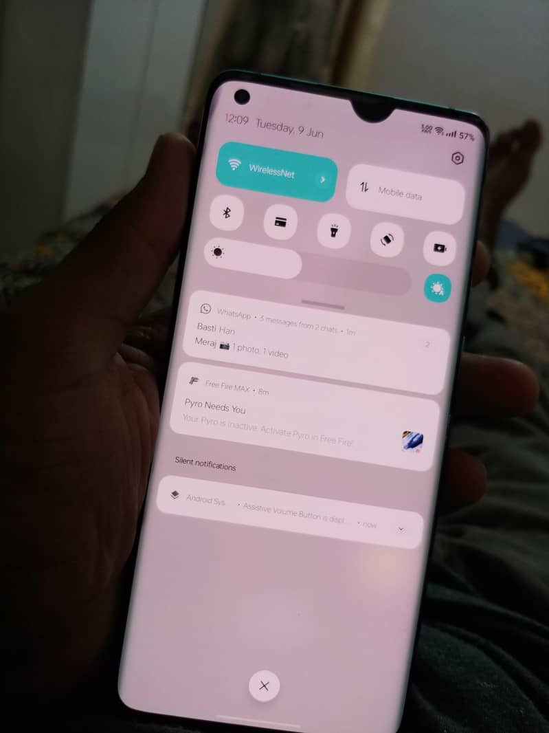 One Plus 8 Pro 6