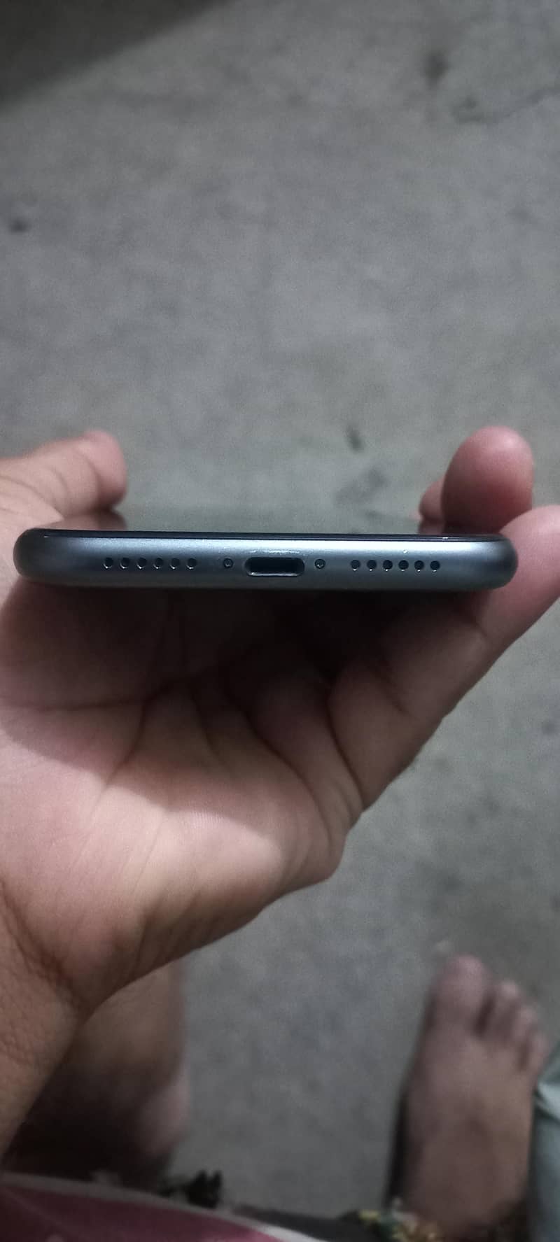 Apple iPhone 11 4
