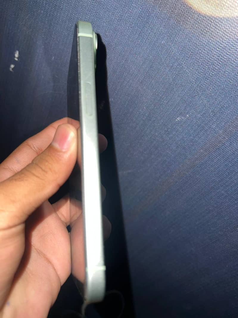 Apple iPhone 15 1