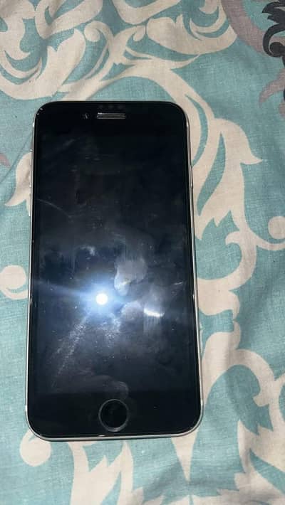 Apple iPhone SE