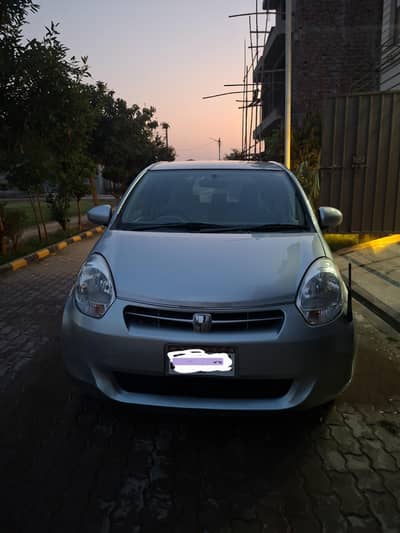 Toyota Passo 2013 silver colour