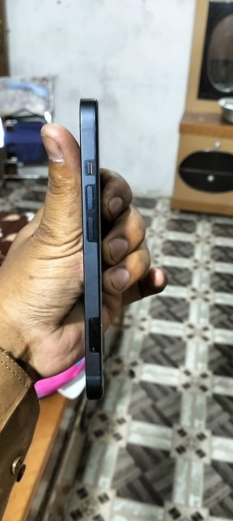 Apple iPhone 13 1
