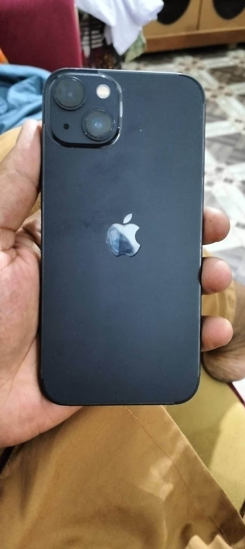 Apple iPhone 13 7