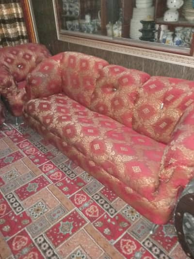 7 PCs Red poshish set Rs 40000