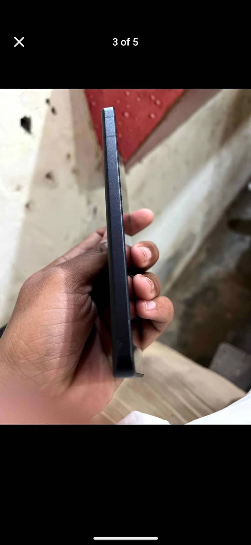 Sharp Aquos R8 pro 3