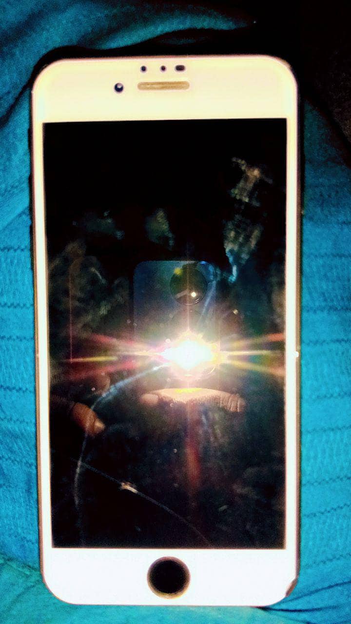 Apple iPhone 7 1