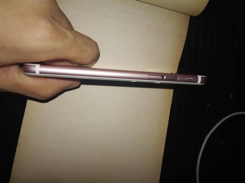 Apple iPhone 6S 0