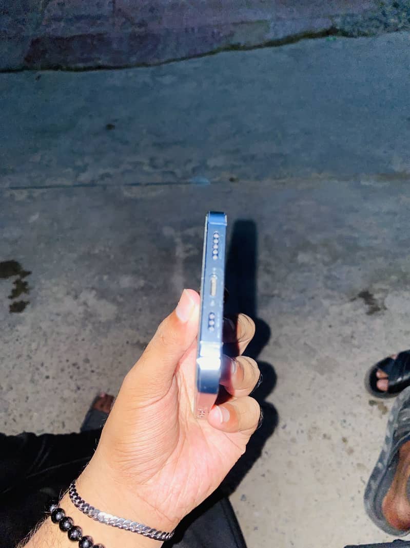 Apple iPhone 13 Pro 6