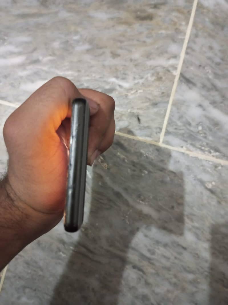 Google Pixel 6a 5