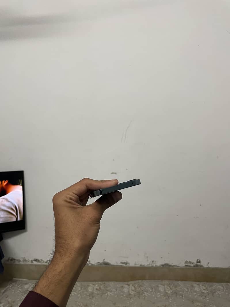 Apple iPhone 12 Pro 6