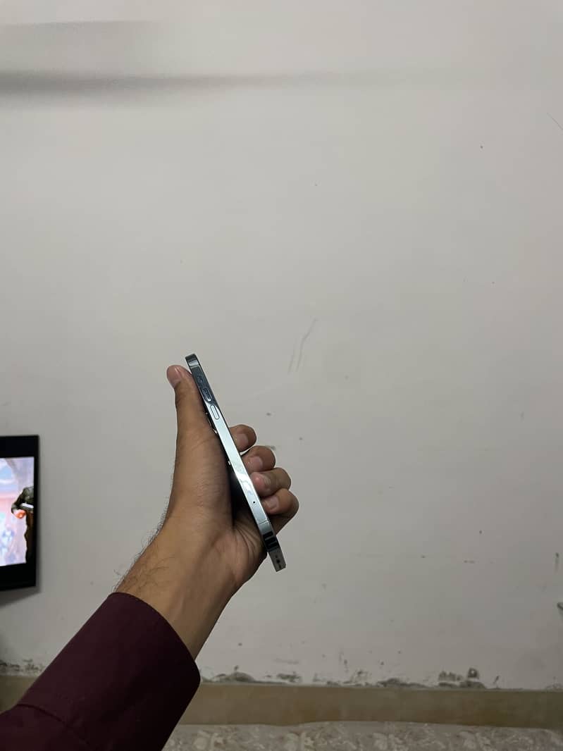 Apple iPhone 12 Pro 9
