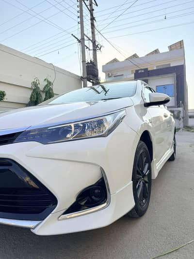 Toyota carolla Altis 2022 Brand new car Sindh registerd