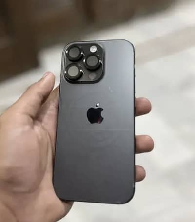 Apple iPhone 16 Pro