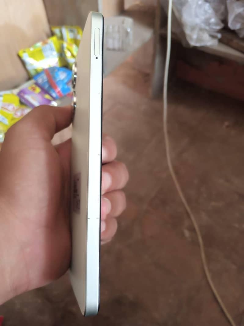 Realme Note 60x 4