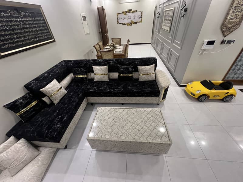 L shaped sofa with same matching table 2