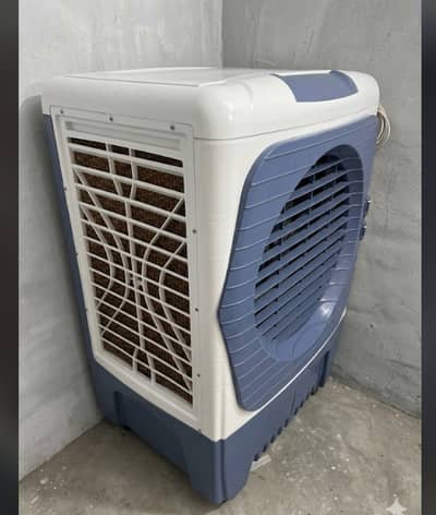 New cooler bus AK hafata istamal Howa ha genuine or achi new conditio