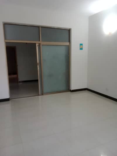 30x60 Spacious Upper Portion For Rent
