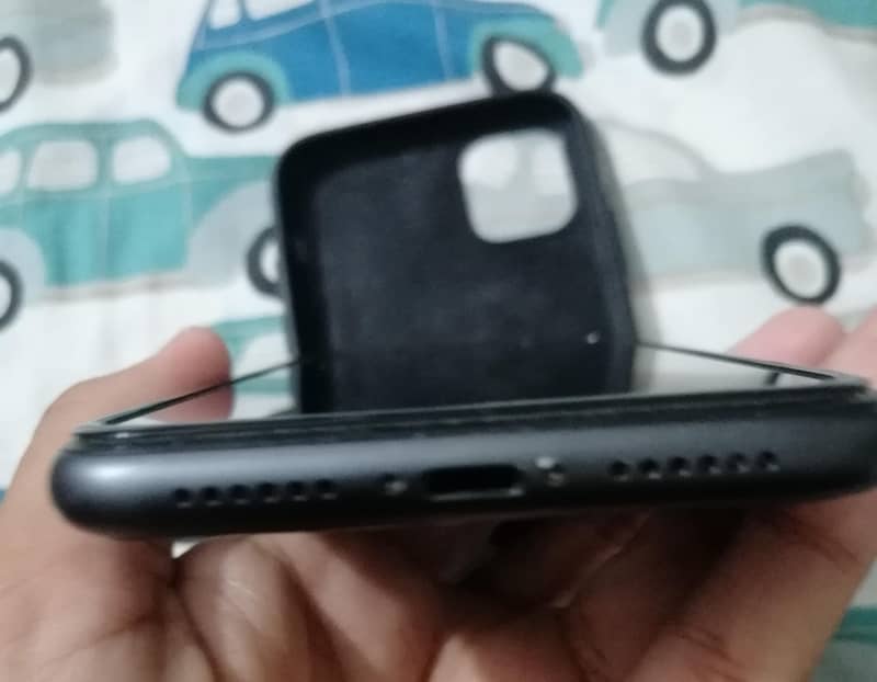 Apple iPhone 11 2