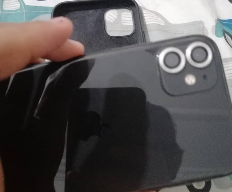 Apple iPhone 11 5