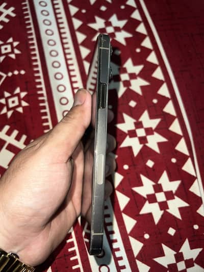 Apple iPhone 13 Pro Max 128 battry health 100