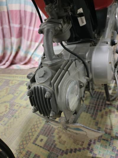 Honda CD 70 - Excellent Condition (2022-2023 Model)"