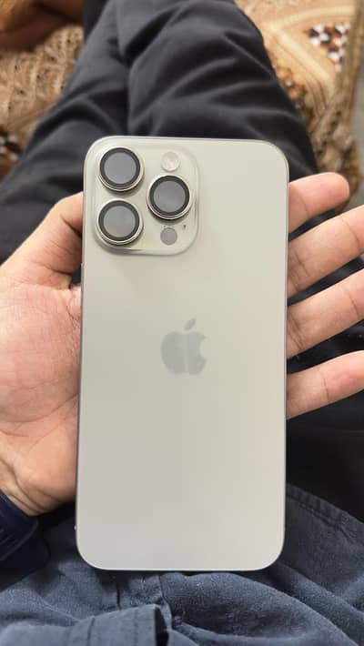 iPhone 15 pro max 256gb