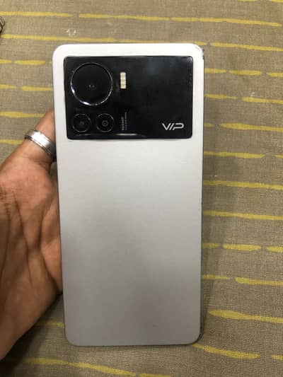 Infinix Note 12 VIP