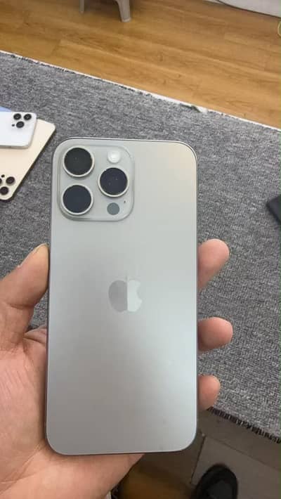 Apple iPhone 15 Pro Max