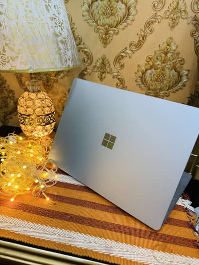 Microsoft surface laptop 5