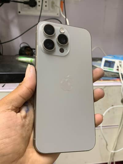 Apple iPhone 15 Pro Max